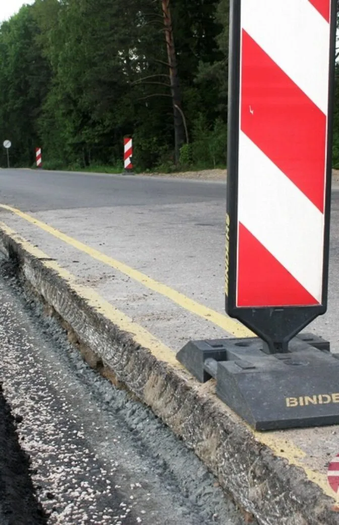 Uzsākti būvdarbi uz Valmieras šosejas no Braslas tilta līdz Straupei