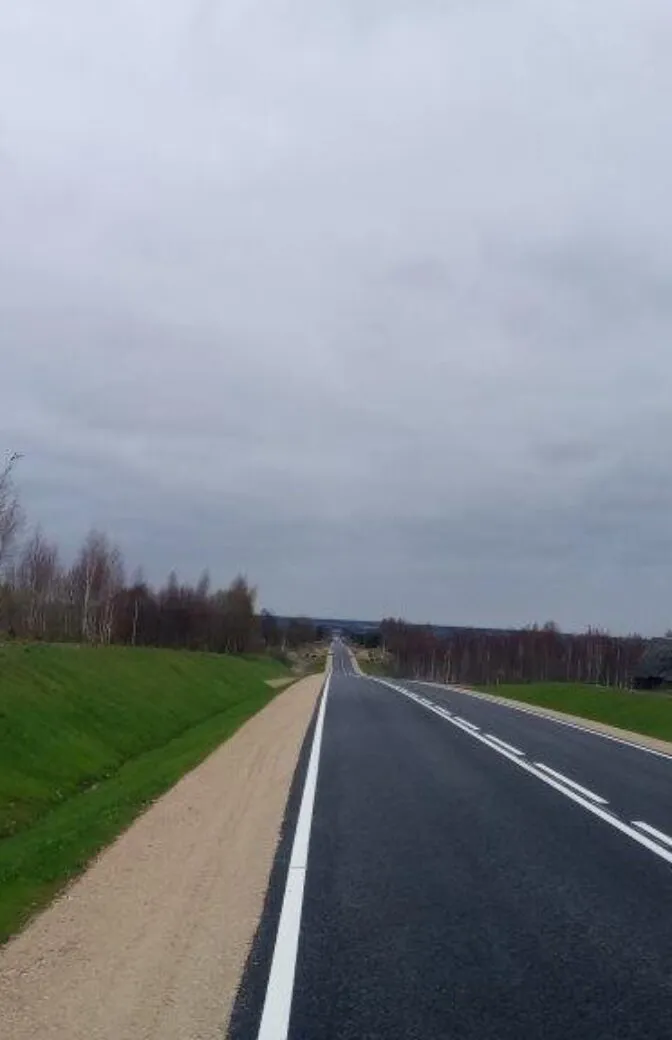 Noslēgušies asfalta segas pārbūves darbi a/c A13  11,7 km garā posmā