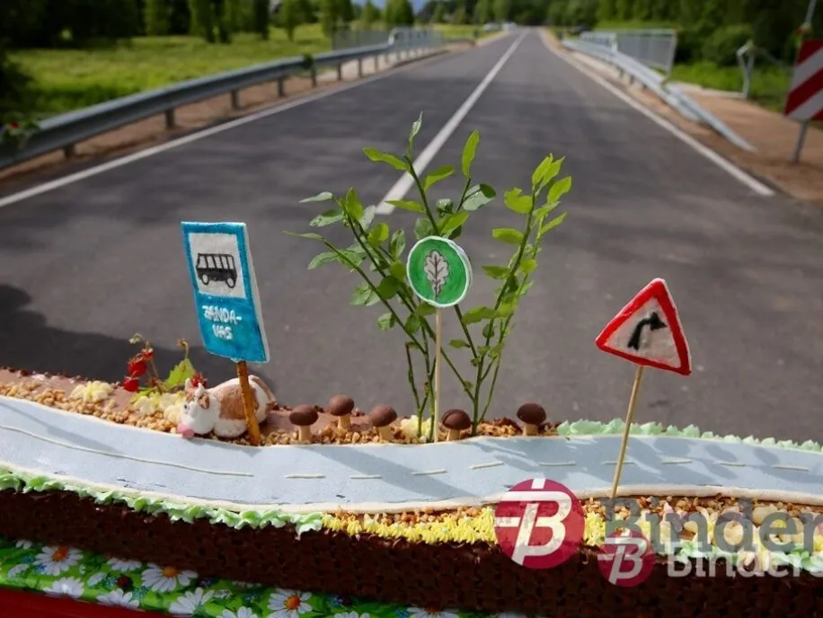 Kārķos un Naukšēnos prieks par rekonstruēto ceļa posmu! Atklāšanas svētki 10.07.2015.