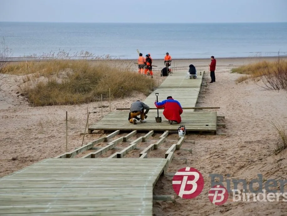 Infrastruktūras izbūves process  dabas parkā “Piejūra” Mangaļsalā – 11. 2018.