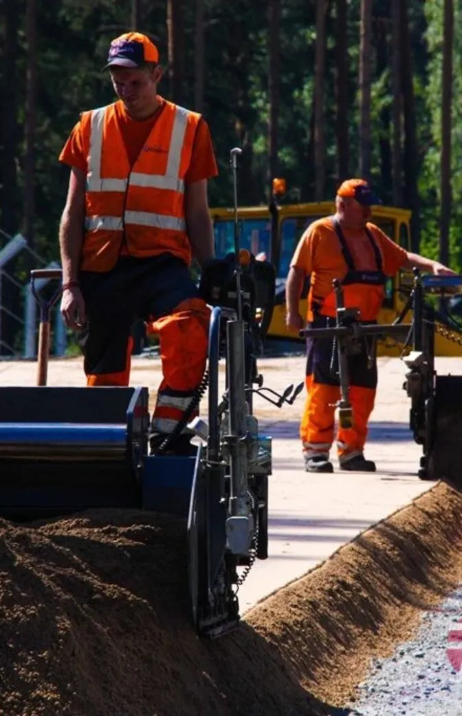 Biķerniekos pabeigta īpašā seguma rallijkrosa trases būvniecība