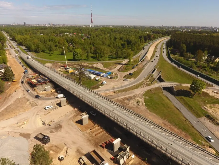 Dienvidu tilta ceturtās kārtas būvniecības progress, VIDEO. 06 2025