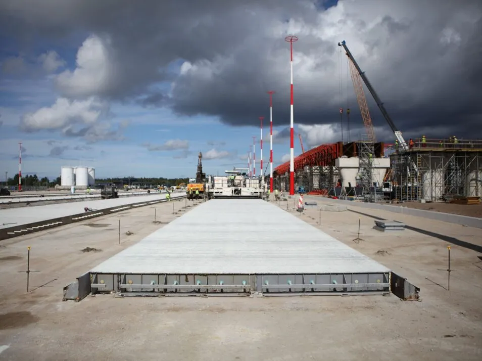 Ceturtā perona pārbūves progress RIX Rīgas lidostā